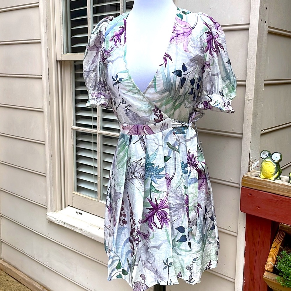 NWT- H&M Wrap Dress Size XXS
